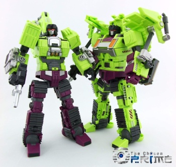 [Combiners Tiers] GENERATION-TOY GRAVITY BUILDER aka DEVASTATOR - Sortie 2015-2016 - Page 8 2ZEj5De7