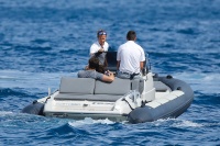 Nina Dobrev and Asustin Stowell enjoy the ocean off the cost the French Riviera (July 26) 4xGsfatA