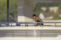 Nina Dobrev and Asustin Stowell enjoy the ocean off the cost the French Riviera (July 26) 7OU8LtbE