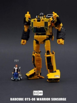 [Masterpiece Tiers] BADCUBE OTS-08 SUNSURGE aka SUNSTREAKER - Sortie Janvier 2016 9iIxrYlI