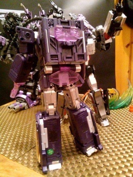 [FansToys] Produit Tiers - Jouet FT-03 Quakewave - G1 Shockwave/Onde de Choc - Page 3 AO9F1eks