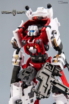 [MakeToys] Produit Tiers - Gamme MT - Basé sur les BD TF d'IDW - Page 11 HXjFBp4C