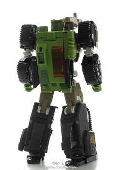 [Masterpiece Tiers] MAKETOYS MTRM-04 IRON WILL aka HARDHEAD - Sortie Fevrier 2016 - Page 3 I0frihVO