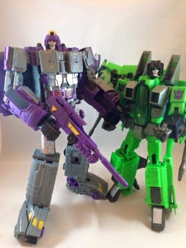 [Masterpiece Tiers] DX9 D-05 CHIGURH aka ASTROTRAIN - Sortie Fevrier 2015 J1jRbTTo