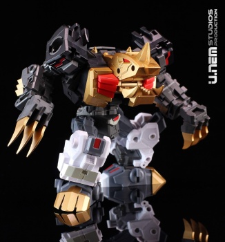 [Combiners Tiers] FANSPROJECT SAURUS RYU-OH aka DINOKING - Sortie 2015-2016 - Page 2 RziKaKGr