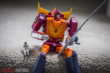 [Masterpiece] MP-28 Hot Rod/Météorite ― MP-40 Targetmaster Hot Rod/Météorite - Page 3 Ao2sesUn