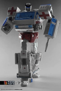 [TFCtoys] Produit Tiers - OS-01 Ironwill (aka Ironhide/Rhino) & OS-03 Medic (aka Ratchet/Mécano) - Page 2 CXjXf7TK