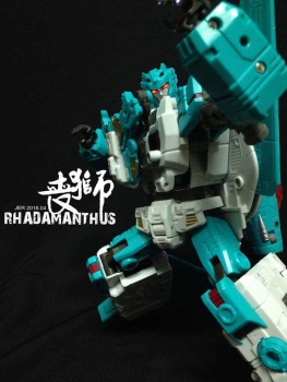 [Combiners Tiers] TFC HADES aka LIOKAISER - Sortie Courant 2016 - Page 3 GsYnleEQ