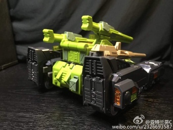 [Masterpiece Tiers] MAKETOYS MTRM-04 IRON WILL aka HARDHEAD - Sortie Fevrier 2016 - Page 4 O9YvjJcM