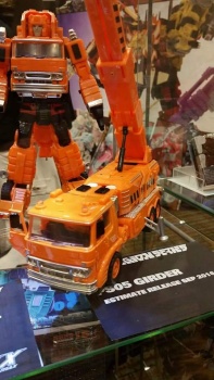 [Ocular Max] Produit Tiers - PS-03 Backdraft (aka Inferno) + PS-05 Girder (aka Grapple/Grappin) + PS-10 Roadcrane (aka Hauler/Transporto) + PS-08 Kojin (aka Artfire/Pare-feu) - Page 3 OGNuowtP