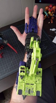 [Combiners Tiers] TOYWORLD TW-C CONSTRUCTOR aka DEVASTATOR - Sortie 2016 - Page 9 Vempgy5t