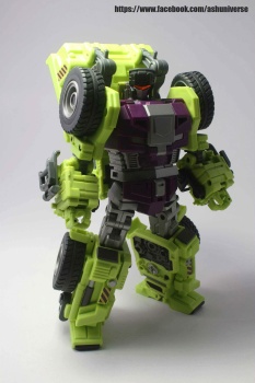 [Combiners Tiers] GENERATION-TOY GRAVITY BUILDER aka DEVASTATOR - Sortie 2015-2016 - Page 3 YKhUlnAd