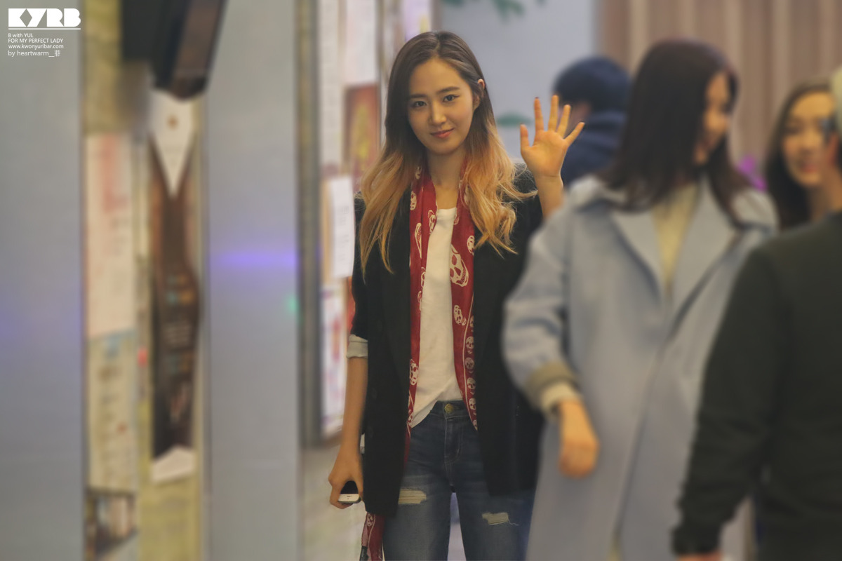 [PIC][12-03-2014]Yuri - Jessica và SeoHyun xuất hiện tại 2 chương trình Radio "SBS PowerFM Kim ChangRyul Old School" và "KBS Cool FM Jo Jungchi & Harim's 2 O'clock" vào chiều nay Tumblr_n2cw1lG1cr1sewbc1o4_1280