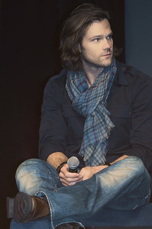 PHOTOS de Jared - Page 12 Tumblr_mo1gxplecu1rfatf5o1_500