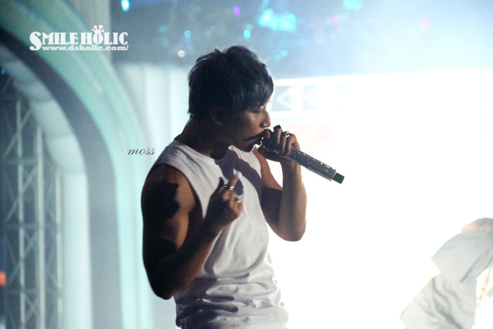 [PhoHD] ALIVE Tour 2012 ở Hồng Kông (8-9-10/12/2012) Tumblr_mewyxu7mS61qb2yato7_1280