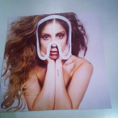 Álbum >> "ARTPOP" [8] - Página 42 Tumblr_mpt7jkrhu71qdmb8eo1_500