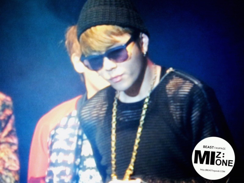 [PICS] [26.02.13] Junhyung @ Seoul Arts School’s Celebration Tumblr_mitxxnYysy1r8h1ifo3_1280