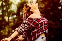 Fotos de Martina Stoessel - Página 9 Tumblr_mtlv1sheLO1s7p67mo1_250