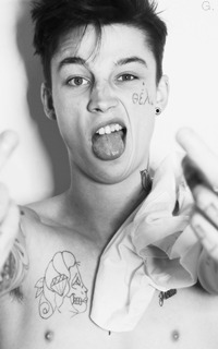 Ash Stymest Tumblr_meqgjp20M11rd3mmvo3_250