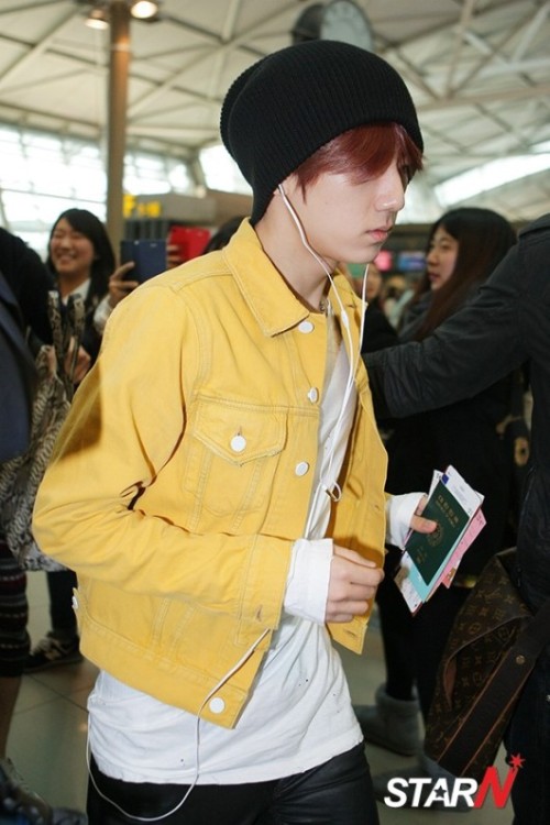 [PICS] [08.03.13] Hyunseung @ INCHEON AIRPORT DEPART TO JAKARTA Tumblr_mjbkhrQDOb1qzjehuo2_r1_500