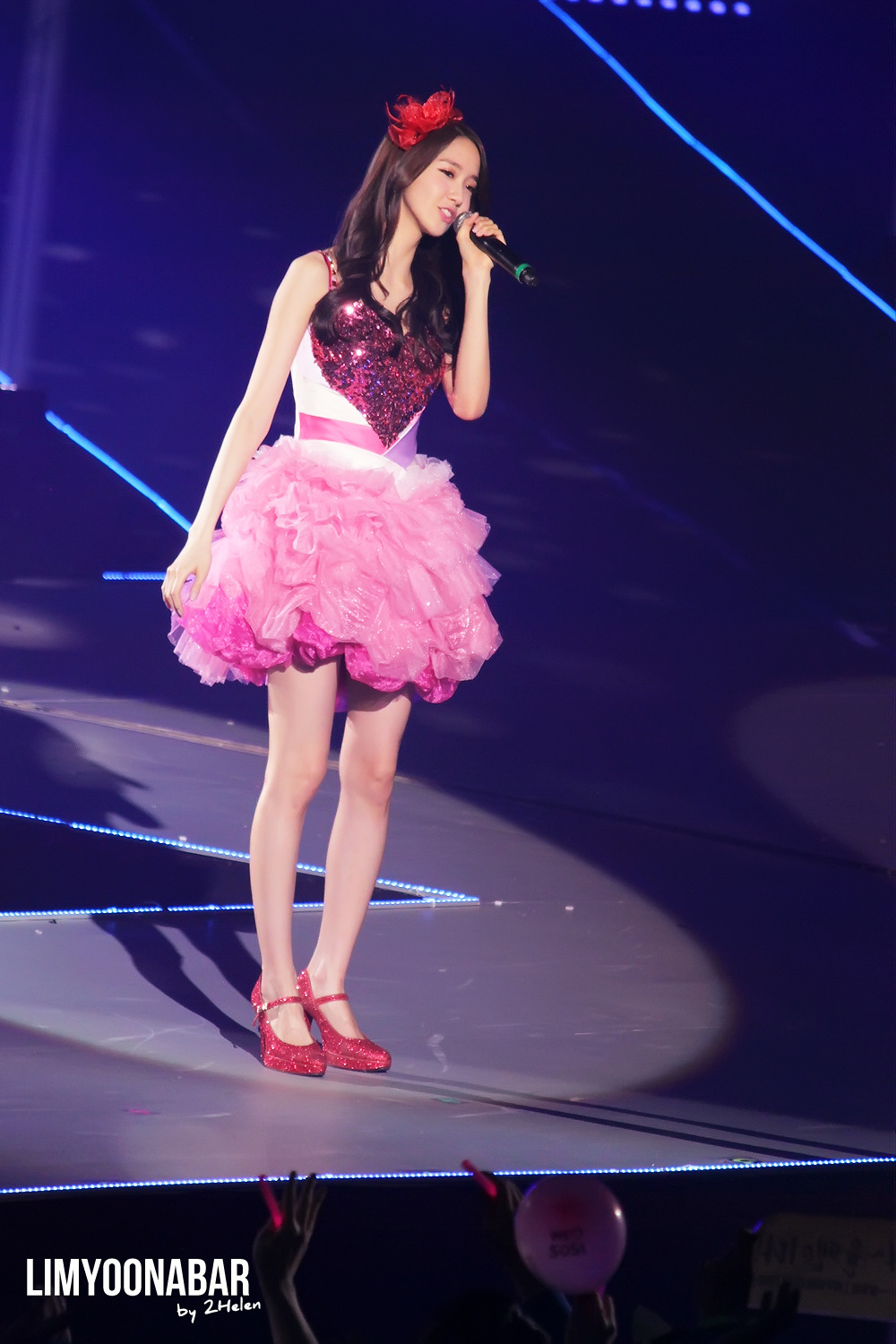 [PIC][15-02-2014]SNSD khởi hành đi Ma Cao để biểu diễn "2013 Girls' Generation's World Tour – Girls & Peace in Macau" vào sáng nay - Page 15 Tumblr_n1eocfZwd21sewbc1o4_1280