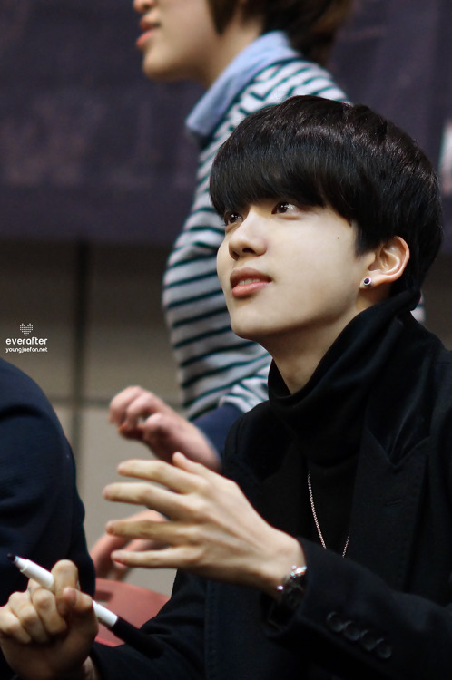 FAN.TAKEN| صور B.A.P في حدث التوقيع بـSeongnam بتاريخ 140215 .. Tumblr_n11kc6aFHb1rnkj5ho1_500