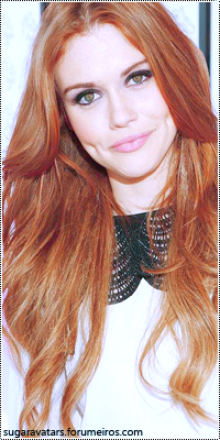 Holland Roden Tumblr_modvfhWUGK1rewzbho4_250