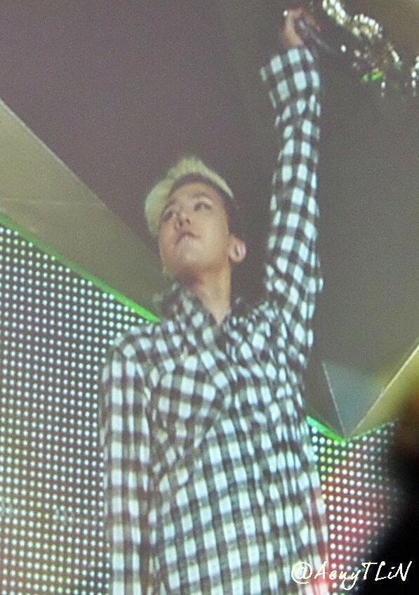 [30/11/2013][Photos] Big Bang's Dome Tour @Kyocera Dome Tumblr_mx2c6cUS4l1qb2yato1_1280