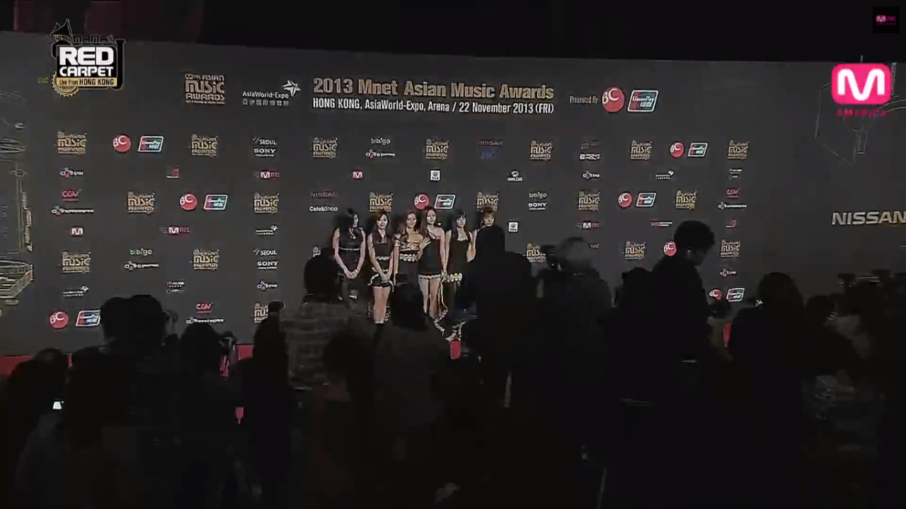 [تغطية] APink في حفل MAMA 2013 في هونغ كونغ بتاريخ 131122 !! Tumblr_mwntnfrbGU1qiokbzo2_1280