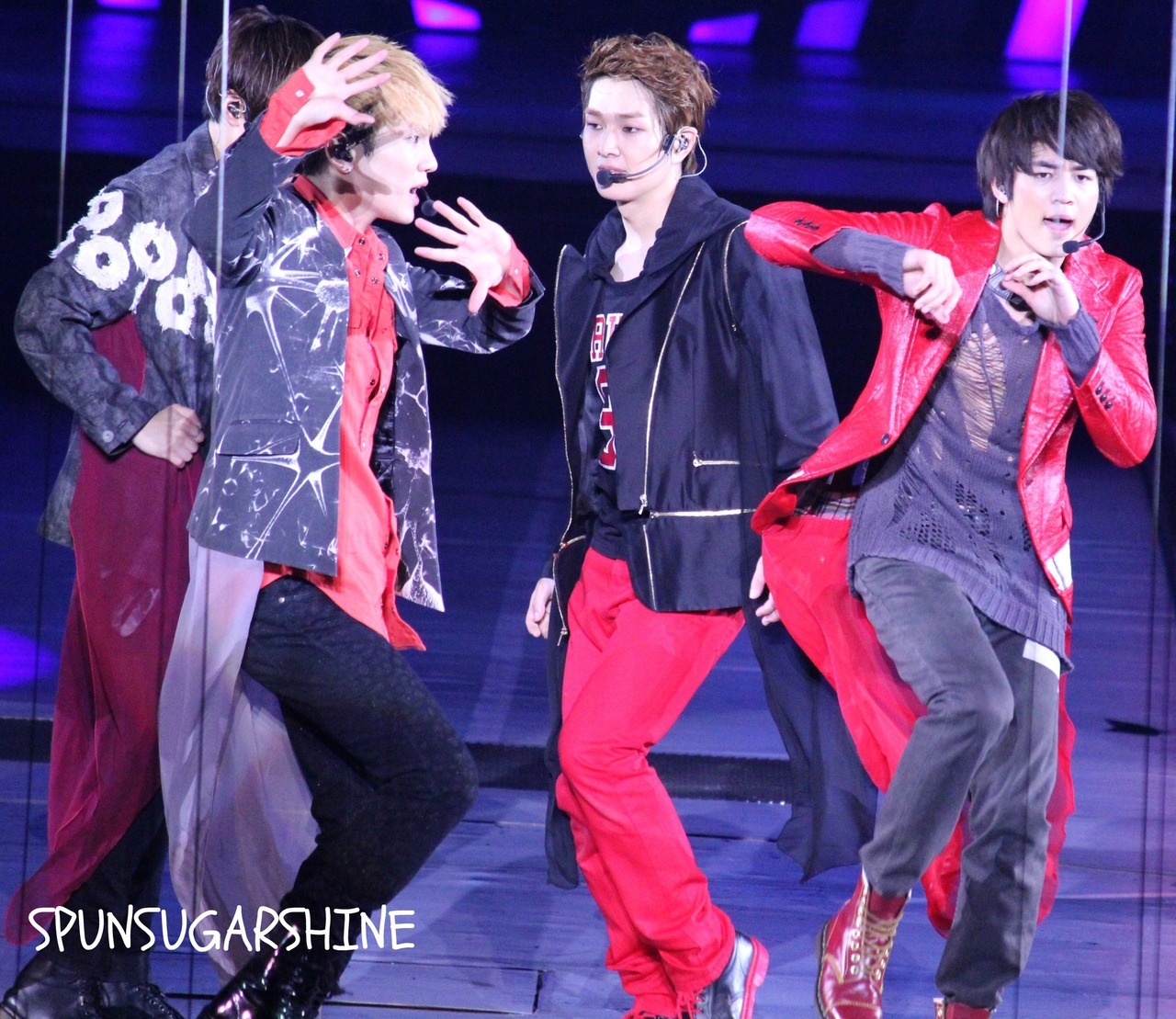 121208 SHINee @ SWCII en Singapur Tumblr_mere7e3IhH1qdtvhxo9_1280