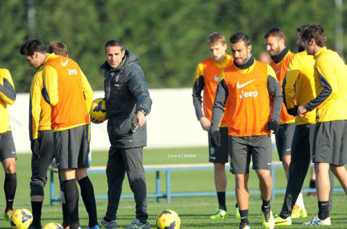 Juventus Turin Training, 28.11.13 Tumblr_mwznwf9caL1s8z5rho4_500