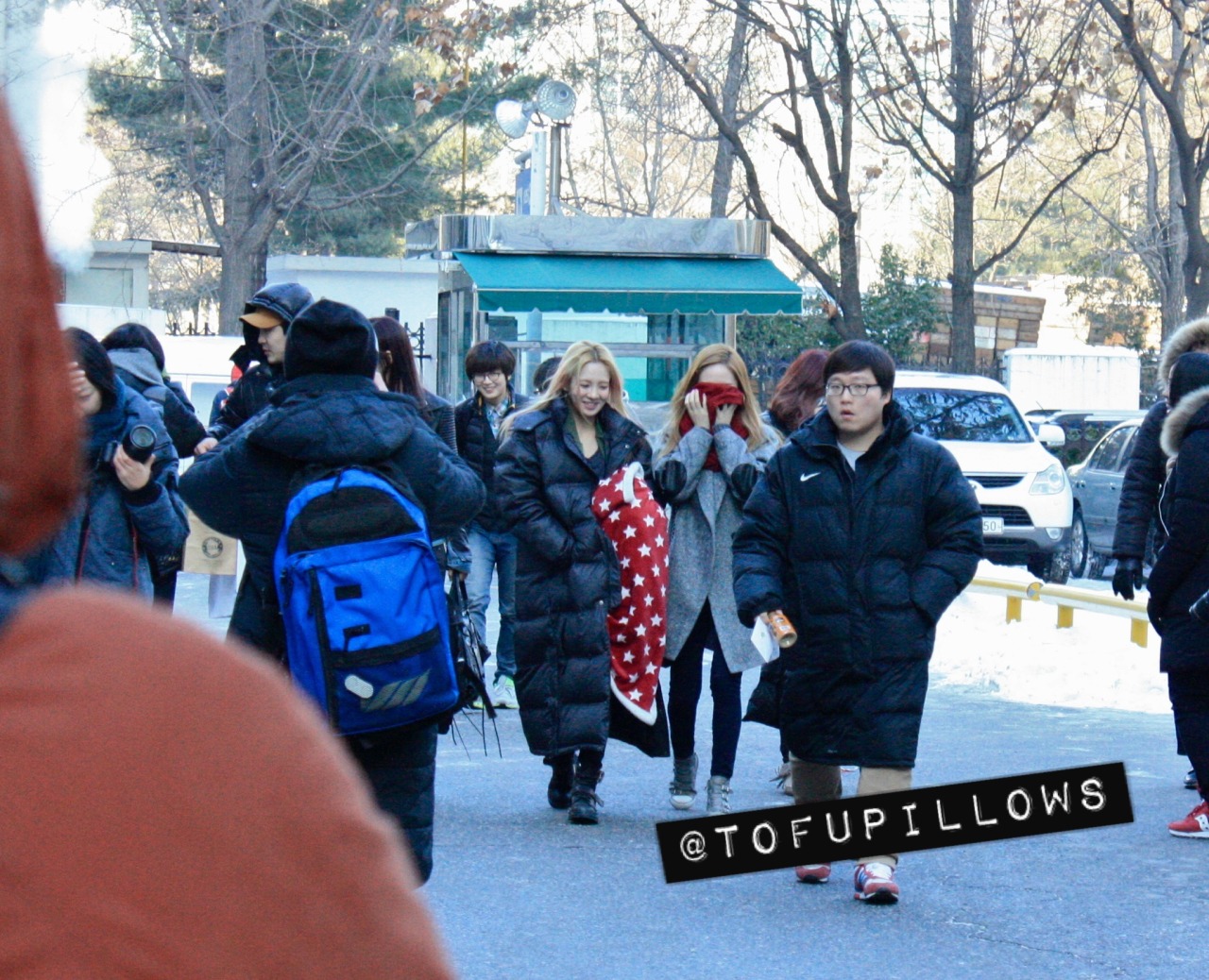 [PIC][04-01-2013]SNSD xuất hiện tại toà nhà KBS để ghi hình cho chương trình "Music Bank" chiều nay Tumblr_mg35c3nMpy1r29upko1_1280