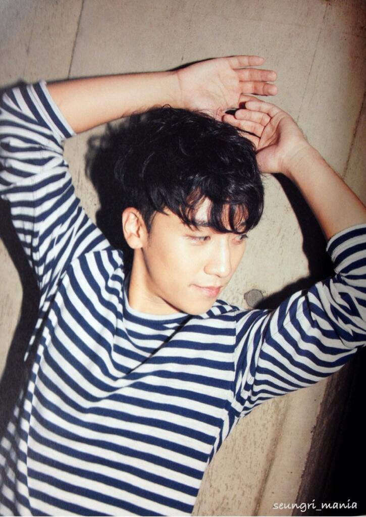 [19/10/2013][Photos] Seungri trên tạp chí Barfout (tháng 11/2013) Vol.218 Tumblr_muwb35Wr9G1qb2yato4_1280