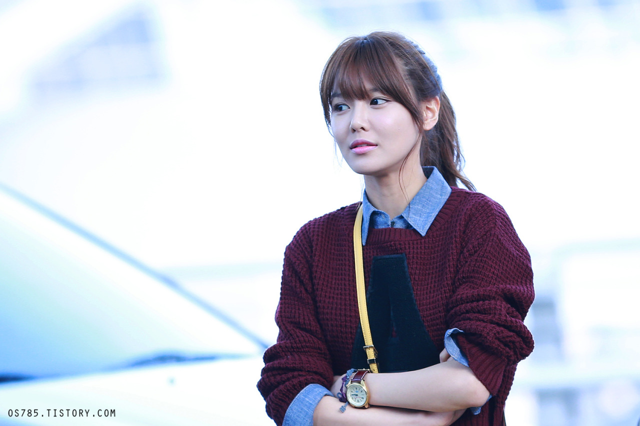 [PIC][08-03-2013]SNSD khởi hành đi Nhật Bản vào chiều nay - Page 3 Tumblr_mjnbe509bS1rs68xto2_1280