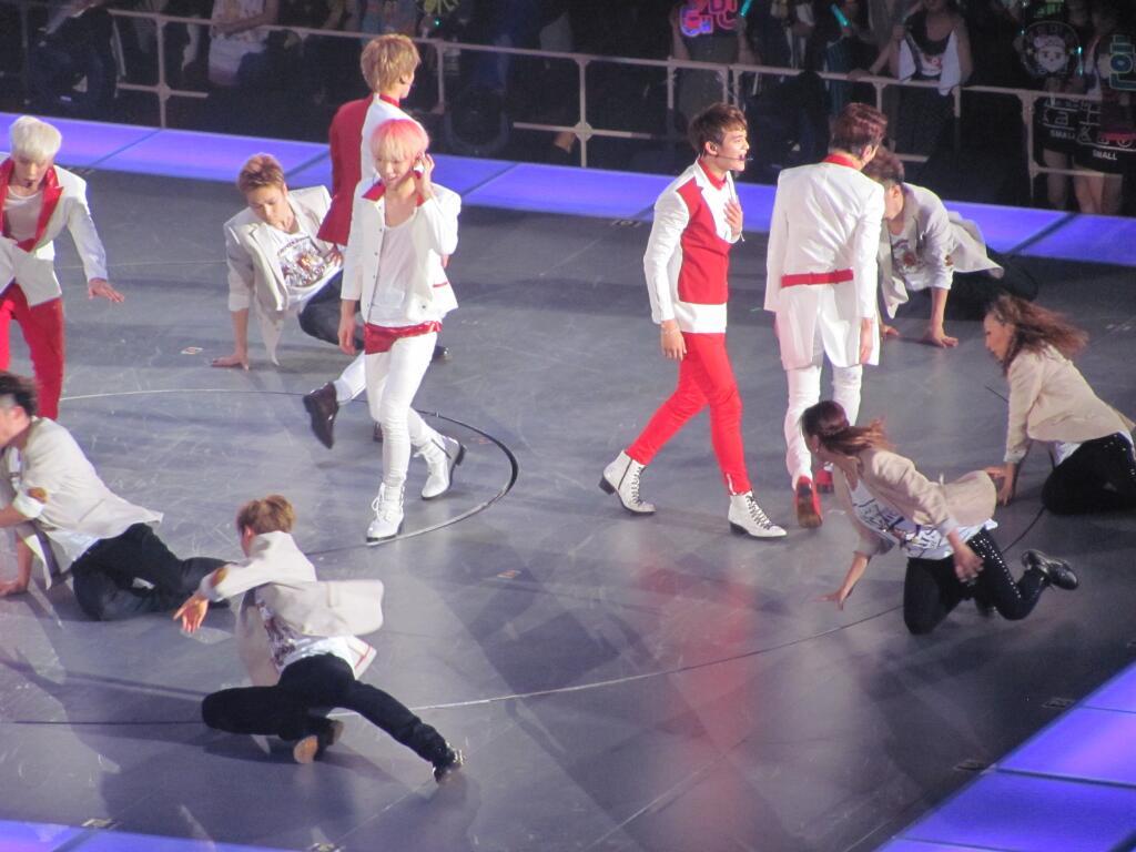 130706 SHINee @ JAT en Osaka Tumblr_mpit7aCJOW1r8fs1io1_1280