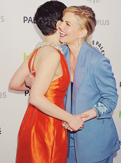 Paley Fest (03/03/2013) Tumblr_mj4mvvaeSf1qhxd90o1_250