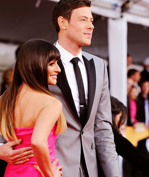 Glee Cast SAG Award 2013 Red Carpet Tumblr_mhbfybSRg71rtskr5o1_500