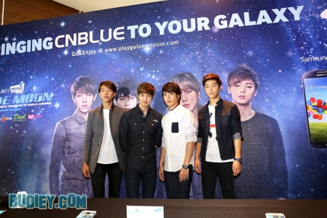 [Event] BLUE MOON in Malaysia - Conférence de presse (23.08.2013) Tumblr_mrzmqqYHxb1rgxfbio7_1280