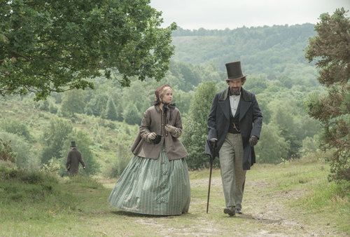 invisible - The Invisible woman : un nouveau biopic sur Charles Dickens (Ralph Fiennes) - Page 3 Tumblr_mw6hpcL5cZ1r99o84o2_r1_500