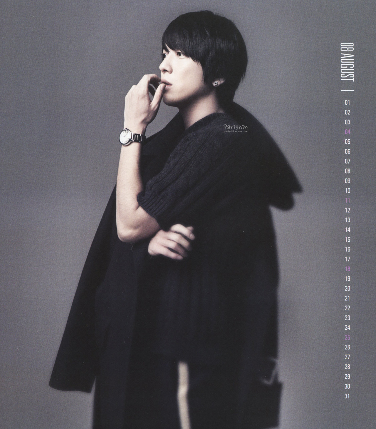 [Scans] Season Greeting 2013 Tumblr_mf903d6lrk1rgxfbio2_1280