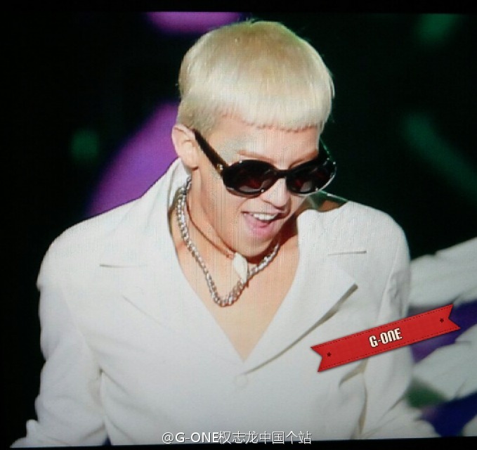 [17/10/2013][Photos] GD và Hyungdon trong Infinity Challenge Music Festival Tumblr_mutcvtiQs21qb2yato2_1280