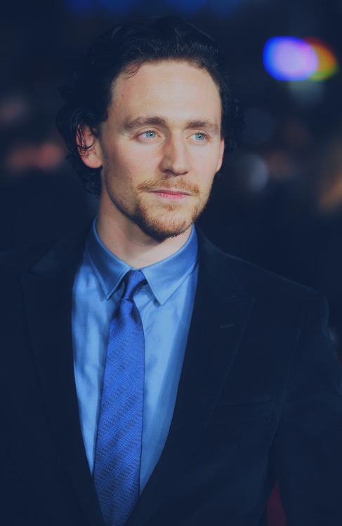 Kedvenc képeink Tom Hiddlestonról No. 1. - Page 21 Tumblr_mg05k2NRtB1rkme1ao1_500