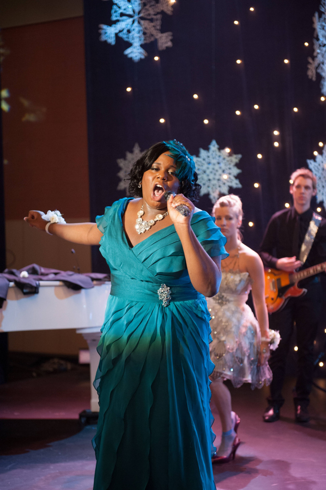 [Glee] Saison 4 - Episode 11 -  Sadie Hawkins Tumblr_mgdgm0R94Z1qg25zco2_1280