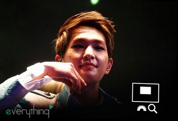 140126 Onew @ Festival Tour in Hong Kong Tumblr_n00jd3kpg51r8fs1io1_1280