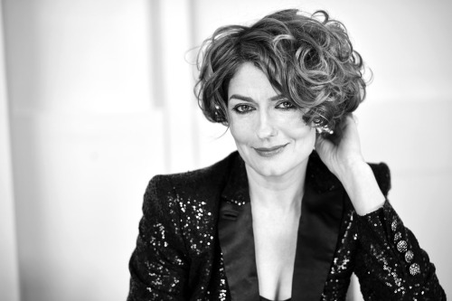 Anna Chancellor Tumblr_mqe543OehI1qlwamao2_500