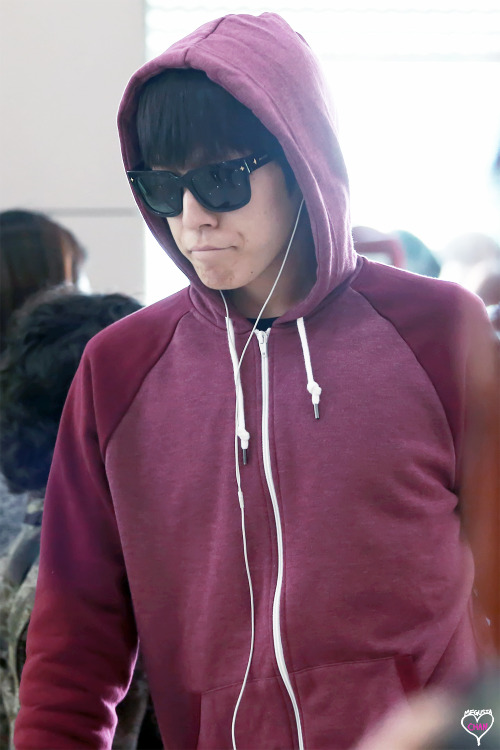 FAN.TAKEN| صور B.A.P في مطار Gimpo الدولي متوجهين إلى اليابان .. Tumblr_n31jbpesUa1rnkj5ho1_500