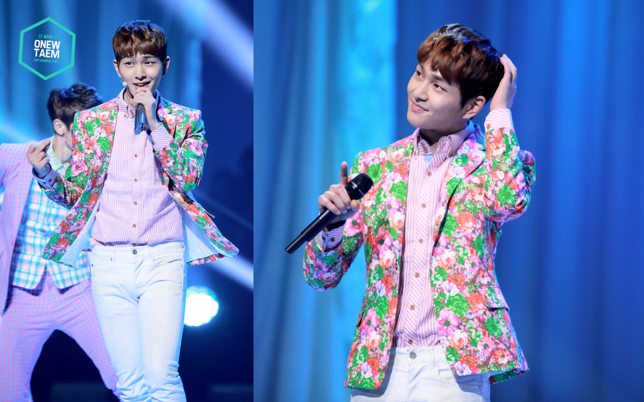 130305 Onew @ KBS Open Concert Tumblr_mj768nImix1rtjlxyo1_1280