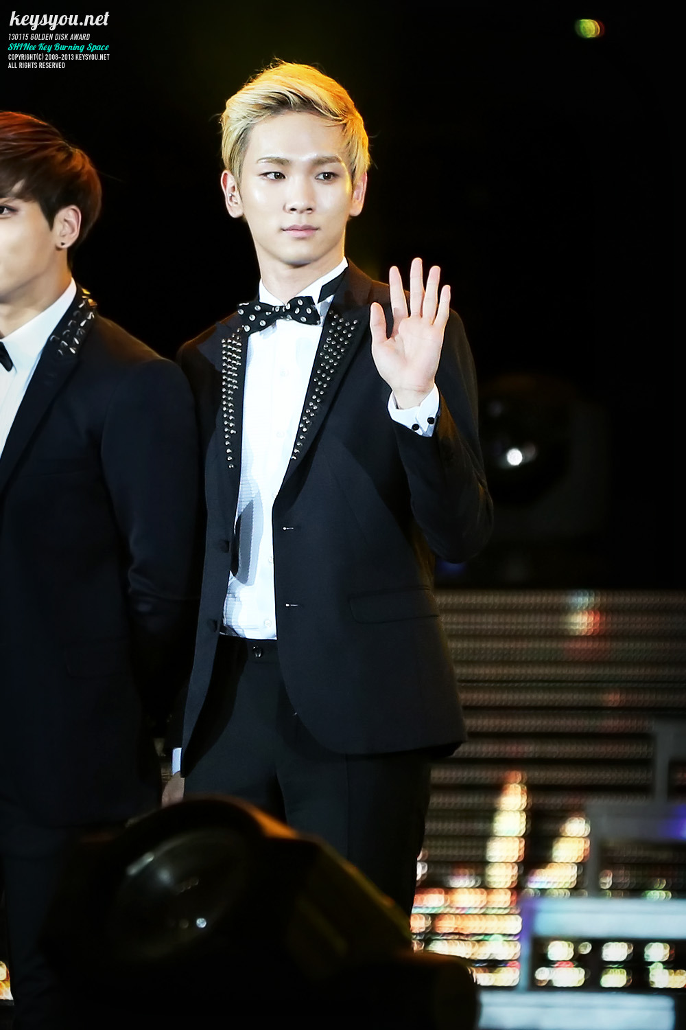 130115 Key @ 27th Golden Disk Awards Tumblr_mgt96h69jO1r5kb7po1_1280