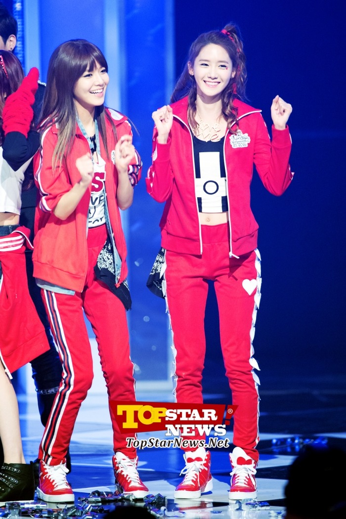 [24-01-2013]Girls' Generation dành "TRIPLE CROWN" cho "I Got A Boy" trên chương trình Mnet "M! Countdown" chiều nay - Page 2 Tumblr_mh6eb0pW9e1rs68xto4_1280