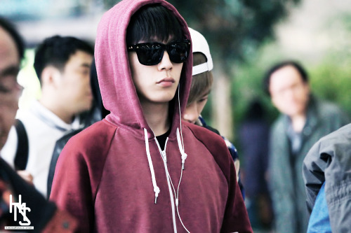 FAN.TAKEN| صور B.A.P في مطار Gimpo الدولي متوجهين إلى اليابان .. Tumblr_n32rx3ipnl1rnkj5ho1_500